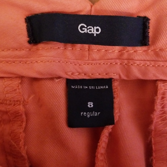 GAP capris size 8 - Picture 3 of 4